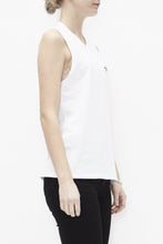 Hvid t-shirt med print fra Stüssy - Fra siden