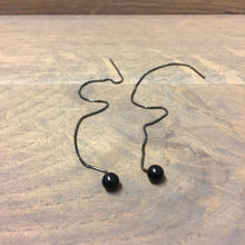 UTTE Design String & Stone Ørekæde / Sort & Oxi