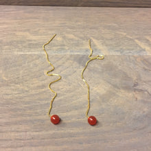 UTTE Design String & Stone Ørekæde / Rød & Guld